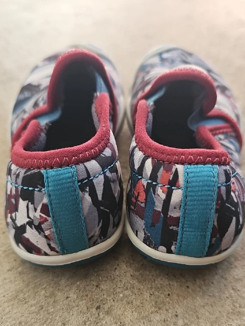 Plae Slip-On Shoes Migi Glacier Grey Toddler 8.5 Athletic Sneakers Maroon Blue